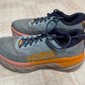 Hoka bondi 7 running athletic shoes 7.5 womens